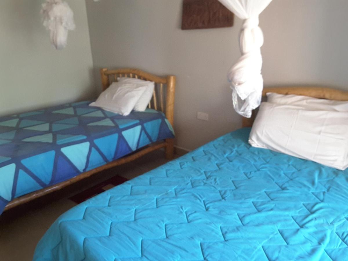 Brownstone Country Home Lira Екстер'єр фото